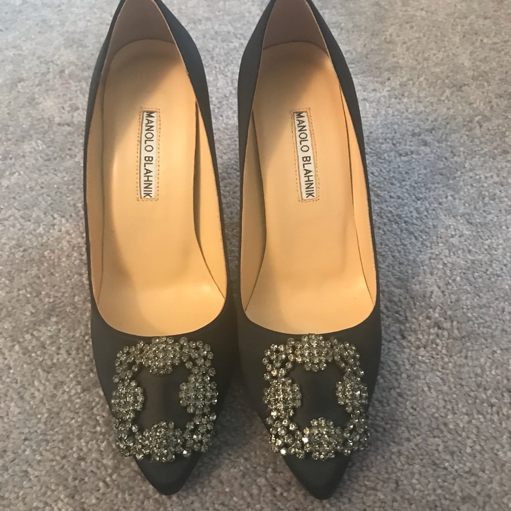Black heels shoes. Size 37.